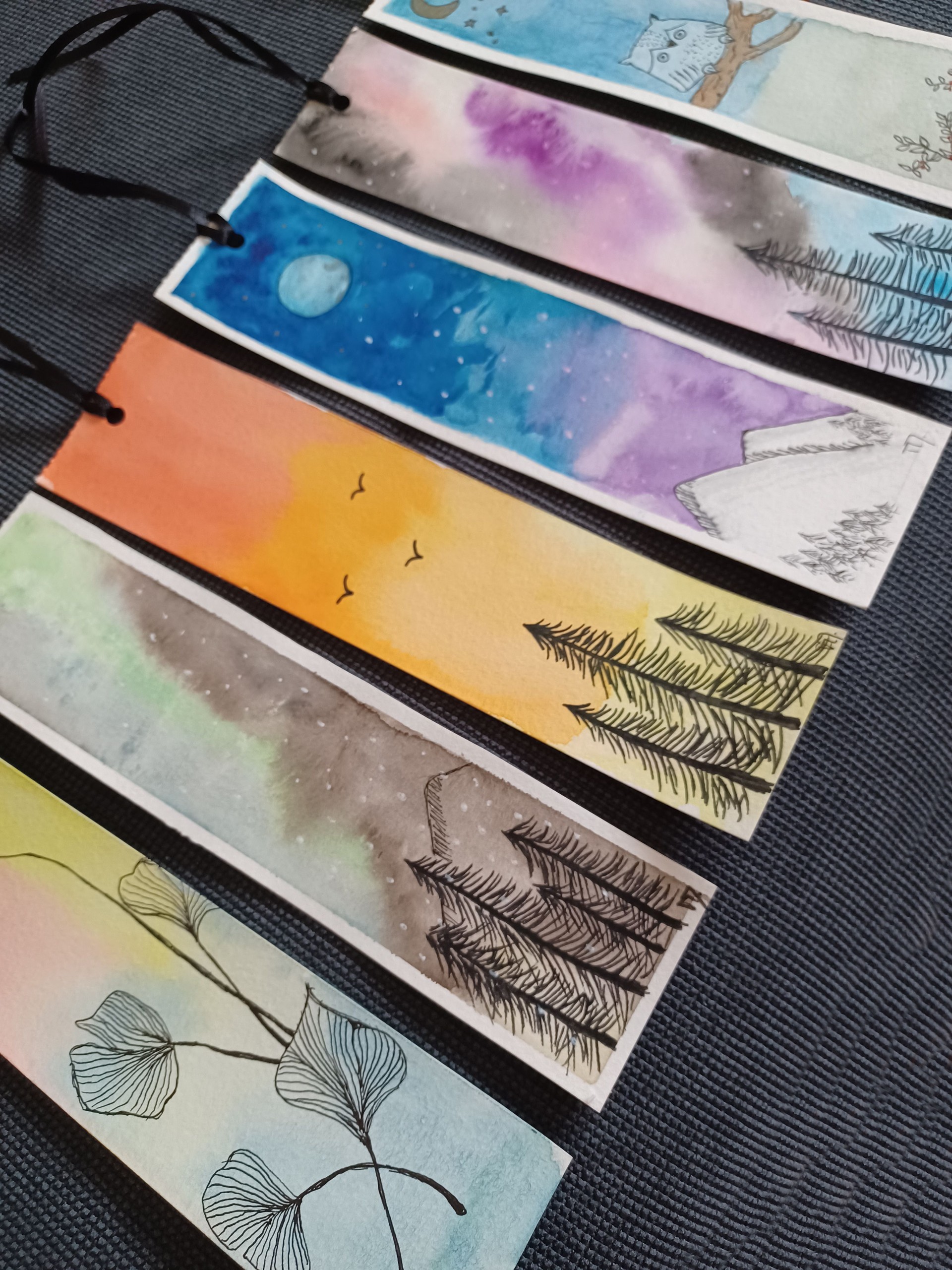 Beautiful watercolor bookmarks